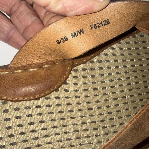 Born Gorpcore Classic Leather Designer Minimalist Flip Flops Thong Sandals 8/39 - Picture 3 of 11